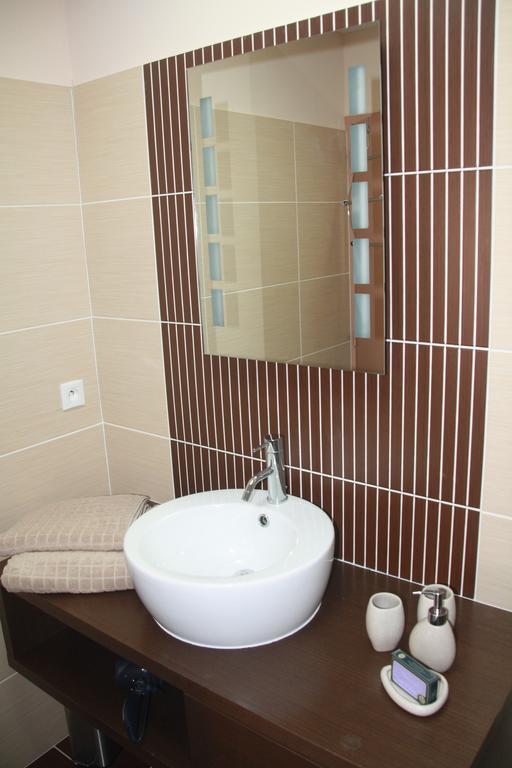 Isa&Ric Bed & Breakfast Plan-d'Orgon Ruang foto