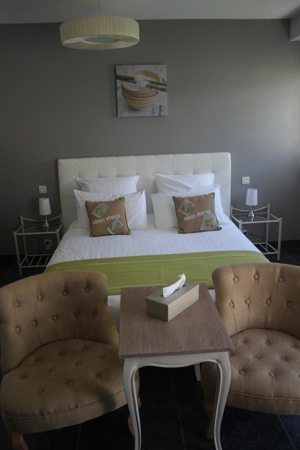 Isa&Ric Bed & Breakfast Plan-d'Orgon Ruang foto